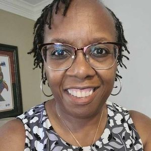 Meet your Posher, Katina